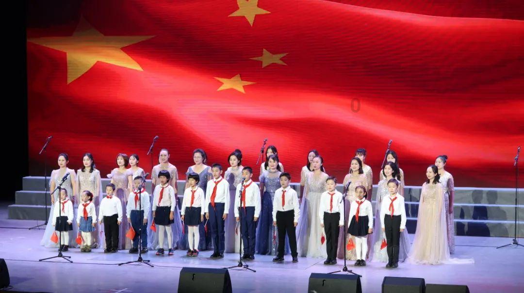 如何做好一位合格的人民教师呢？